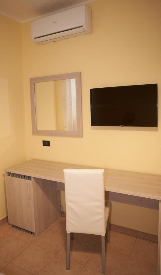 B&B Mary Grace Rossano Stazione エクステリア 写真