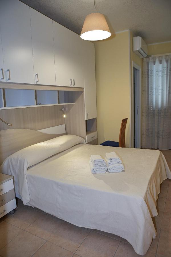 B&B Mary Grace Rossano Stazione エクステリア 写真